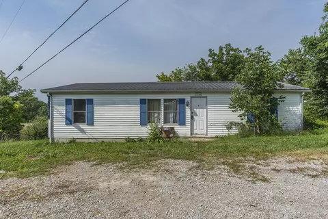 2745 Bald Knob Rd, Frankfort, KY 40601