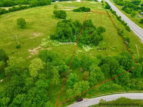 54 Hall Rd, Nicholasville, KY 40356