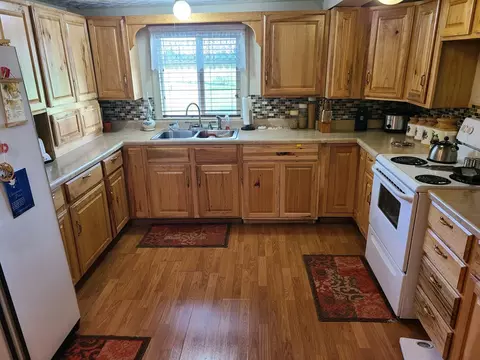 208 Marigold Ln, Eubank, KY 42567 photo 12