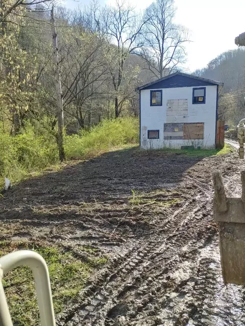 10190 Ky-66, Oneida, KY 40972 photo 8