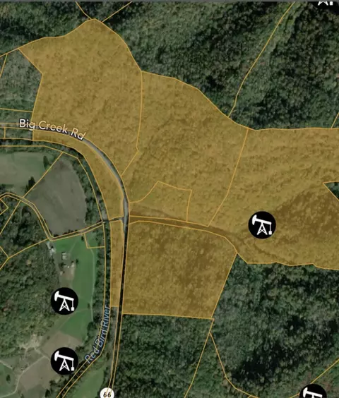 10190 Ky-66, Oneida, KY 40972 photo 2