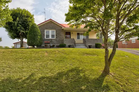 3243 Camargo Rd, Mount Sterling, KY 40353