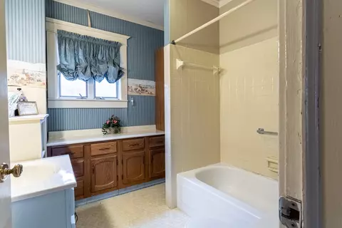 131 Oak St, Hazard, KY 41701 photo 13