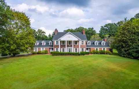100 Rabran Ln, Corbin, KY 40701
