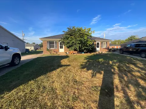 2020-2022 Hickory Hill Ct, Nicholasville, KY 40356