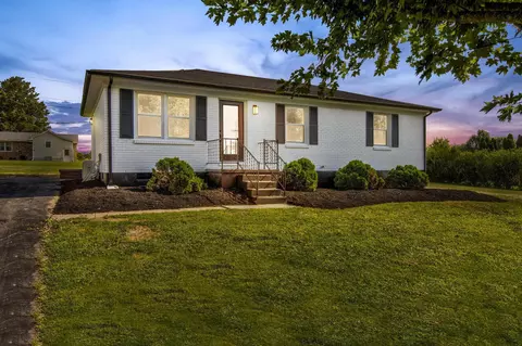 75 Springview Ct, Sharpsburg, KY 40374