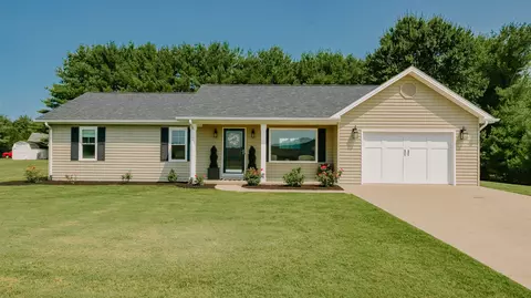 153 Bartleston Estates Subdivision Rd, Monticello, KY 42633