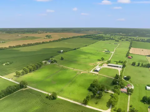 672-732 Jackson Pike, Harrodsburg, KY 40330