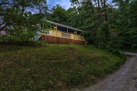 1900 Calk Lake Rd, Jeffersonville, KY 40337