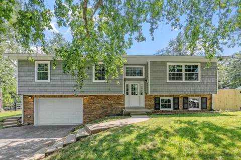 134 Ravenwood Rd, Versailles, KY 40383