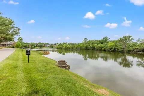 1036 Silver Lake Blvd, Frankfort, KY 40601