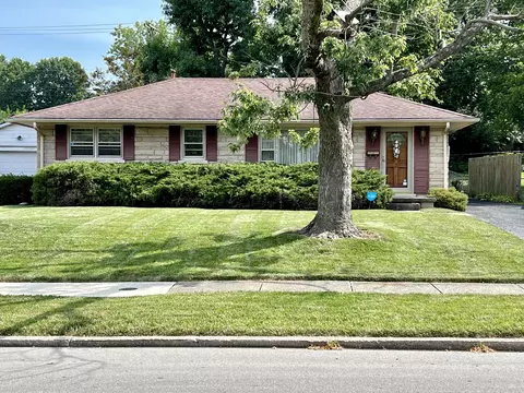 2011 Deauville Dr, Lexington, KY 40504