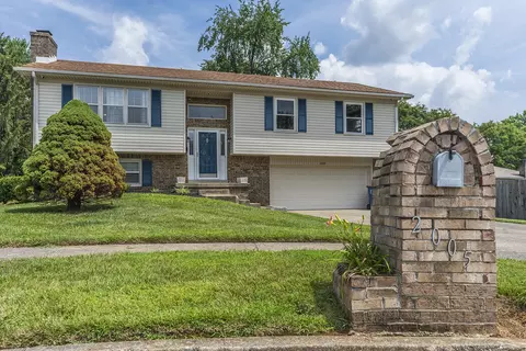 2005 Hannibal Court Ct, Lexington, KY 40514
