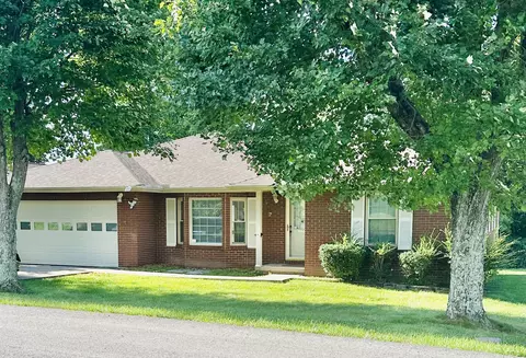 1008 Cardinal Dr, Corbin, KY 40701 photo 1