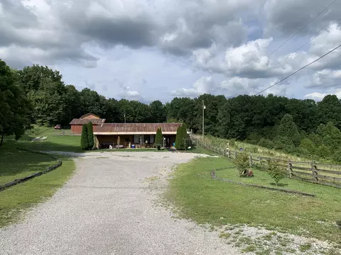 3718 Mine 18 Rd, Stearns, KY 42647