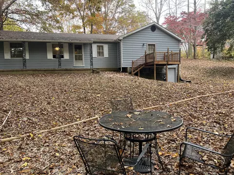 244 Holt Dr, Russell Springs, KY 42642