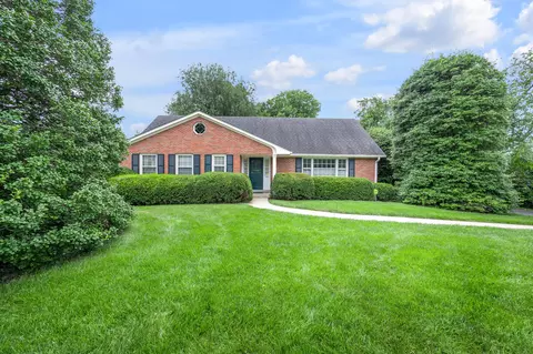 736 Glendover Rd, Lexington, KY 40502