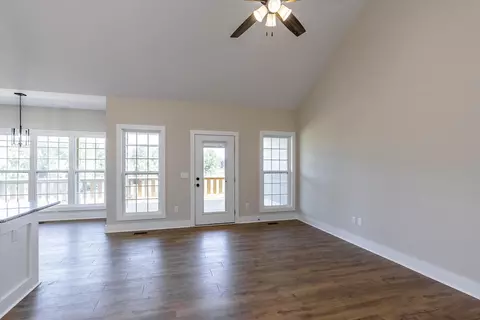 317 Dreyfus Rd, Berea, KY 40403 photo 6