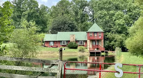 638 Justus Mine Rd, Stearns, KY 42647
