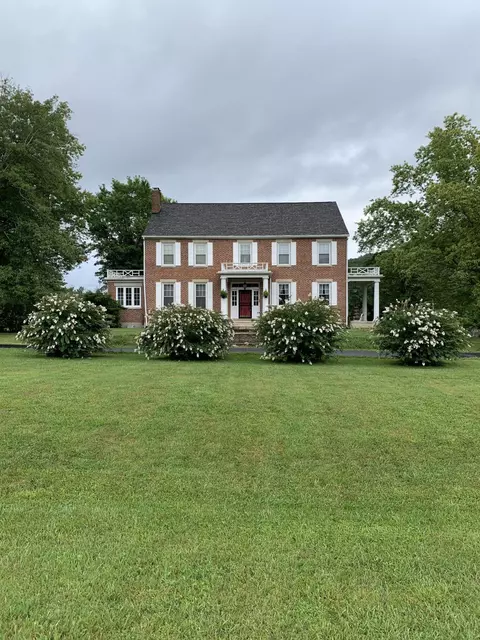 2930 Clarksburg Rd, Vanceburg, KY 41179
