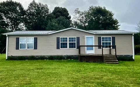 221 Pleasant Dr, Danville, KY 40422