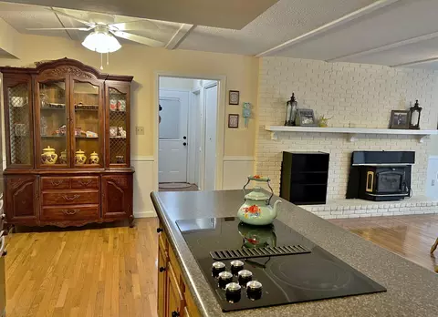 1407 Woodwind Ct, Corbin, KY 40701 photo 4