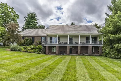 3782 Katkay Dr, Lexington, KY 40509