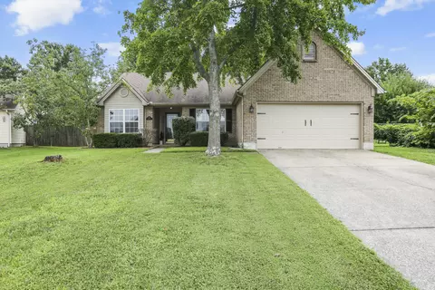 108 Dickinson Dr, Georgetown, KY 40324