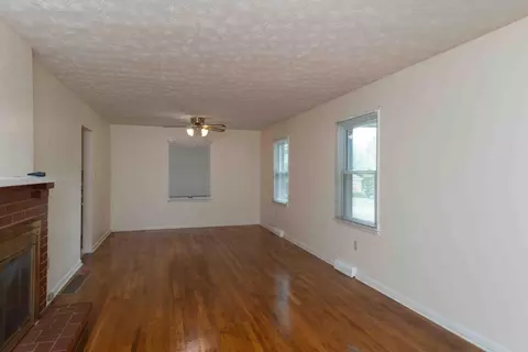 601 S Mohegan Trl, Georgetown, KY 40324 photo 5