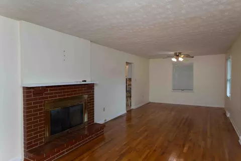 601 S Mohegan Trl, Georgetown, KY 40324 photo 6
