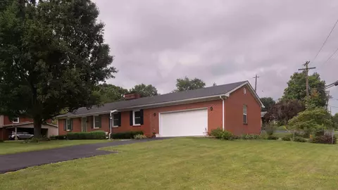 601 S Mohegan Trl, Georgetown, KY 40324 photo 2