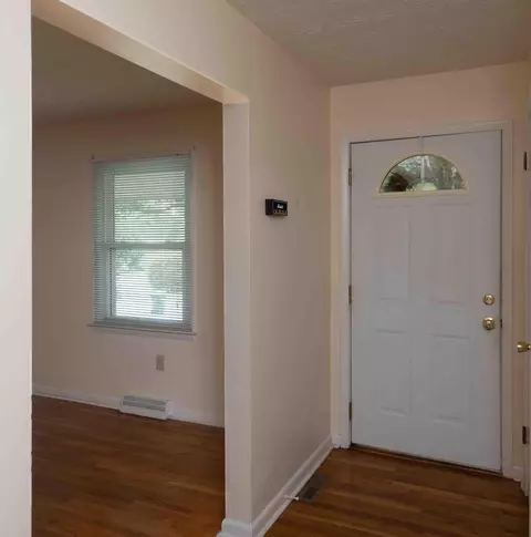 601 S Mohegan Trl, Georgetown, KY 40324 photo 3
