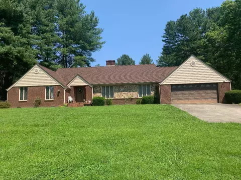 763 Evergreen Rd, Flat Lick, KY 40935