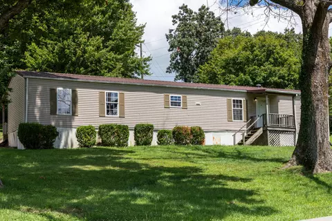 3840 Moores Ln, Stanford, KY 40484