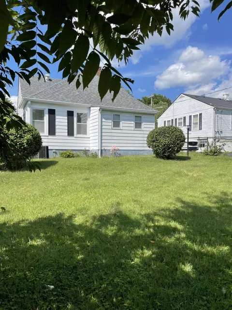 348 E Walnut Street St, Danville, KY 40422 photo 5