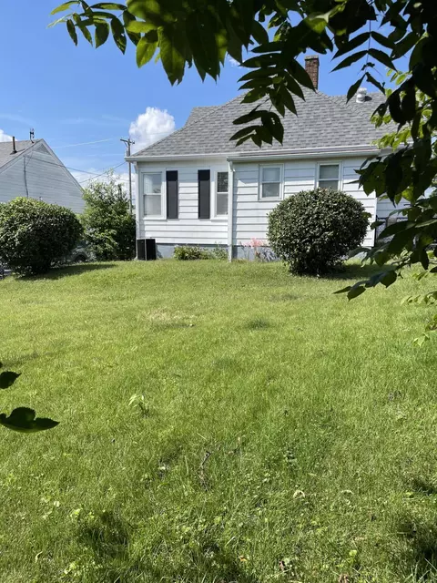 348 E Walnut Street St, Danville, KY 40422 photo 4