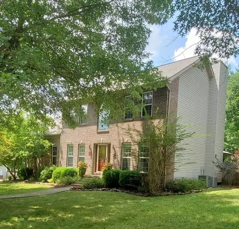 343 N North Ridge Dr, Midway, KY 40347