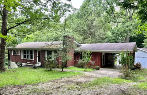 1653 Abner Flat Rd, Beattyville, KY 41311