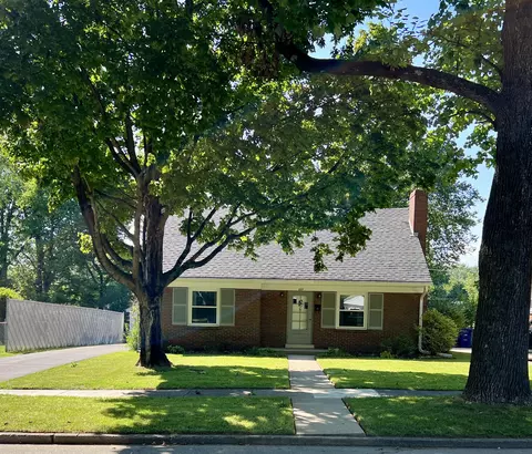 227 Pepper Dr, Lexington, KY 40511