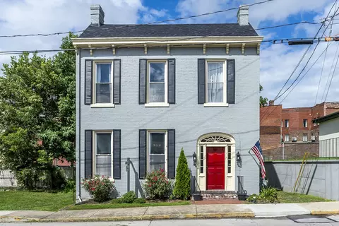 12 W 6th St, Paris, KY 40361
