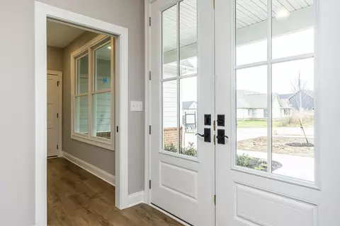 Entry Way - 606 Trinity Ln, Versailles, KY 40383 photo 2 of 4