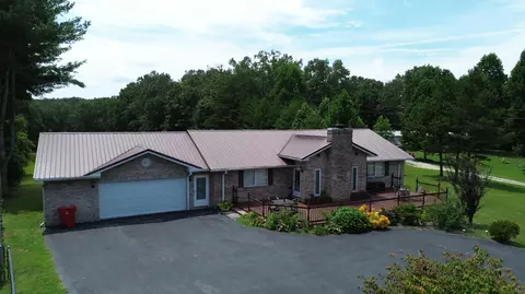 149 Flatwoods Frozen Camp Rd, Corbin, KY 40701