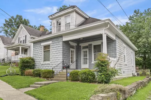 221 Wilson Ave, Cynthiana, KY 41031