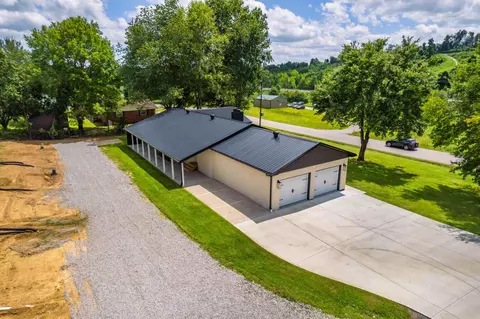 15 Rush Ln, London, KY 40741