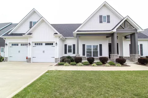 226 Prospect Pl, Versailles, KY 40383