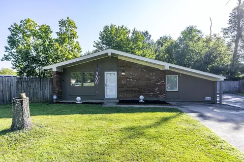 1605 Sol Ct, Lexington, KY 40515