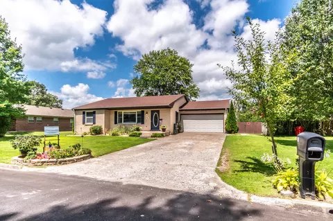 109 Circle Dr, Berea, KY 40403