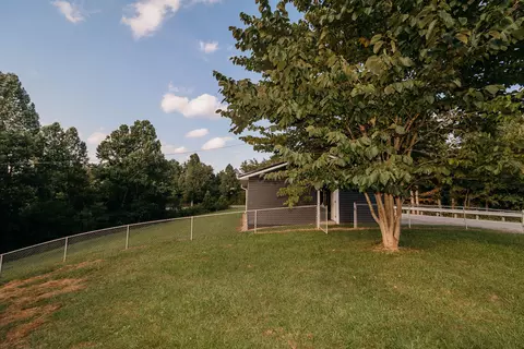 895 Ky 746, Campton, KY 41301 photo 37