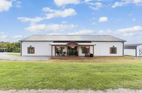 385 Clark Rd, Lancaster, KY 40444