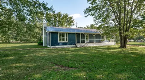 595 Frames Branch Rd, Clay City, KY 40312